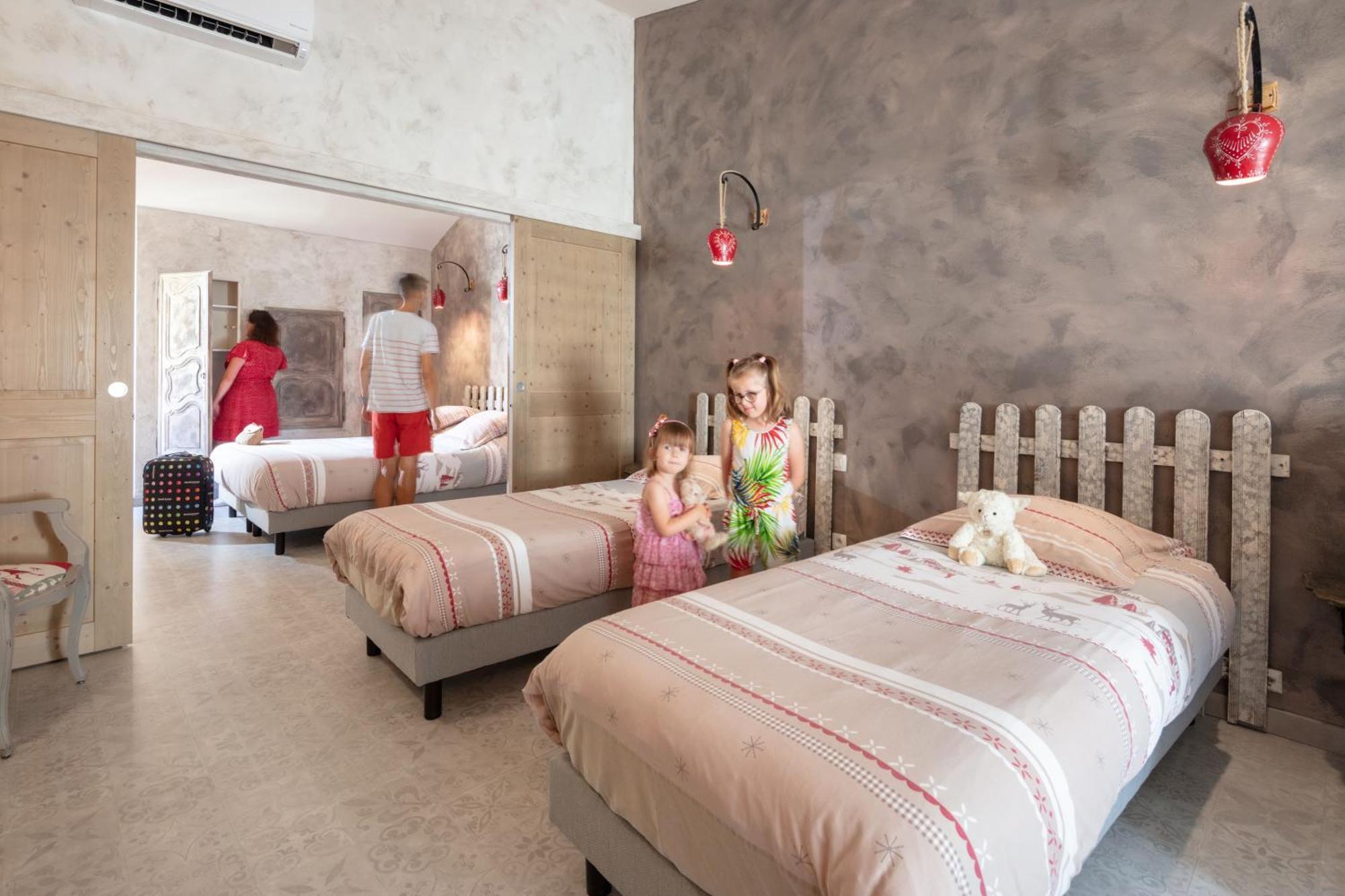 La Tour Du Terroir Bed & Breakfast Rivesaltes Bagian luar foto
