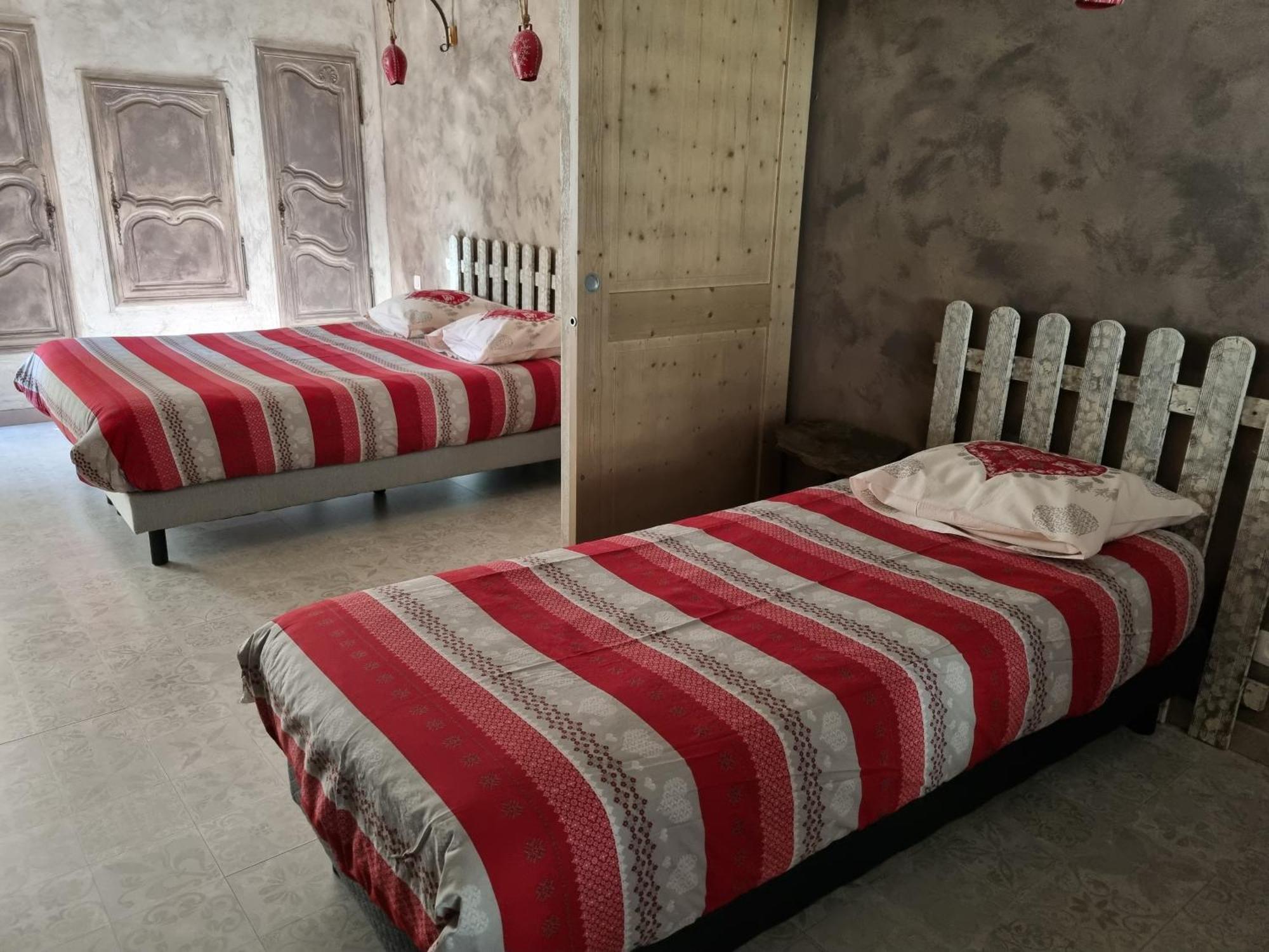 La Tour Du Terroir Bed & Breakfast Rivesaltes Bagian luar foto